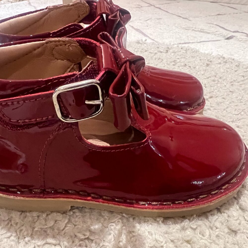 Petit Nord T-bar Bow - Cherry Patent - size 27